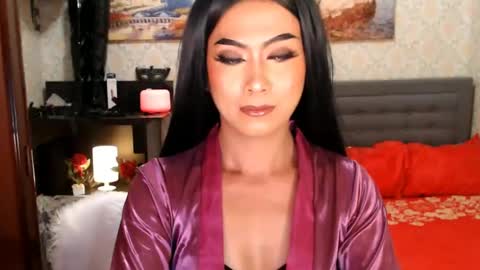 Snapshot of affairtoyourgoddesskhendra chatting on 01/31/25, 08:12 Dominant Goddess Contessa online show from 01/31/25, 08:12
