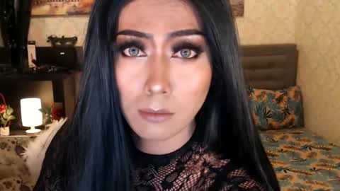 Snapshot of affairtoyourgoddesskhendra chatting on 03/01/25, 04:15 Dominant Goddess Contessa online show from 03/01/25, 04:15