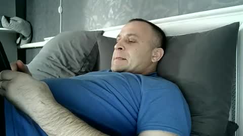 Snapshot of afonya342 chatting on 02/17/25, 12:05 Sasha online show from 02/17/25, 12:05