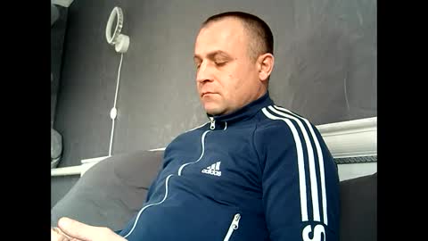 Snapshot of afonya342 chatting on 02/27/25, 08:28 Sasha online show from 02/27/25, 08:28