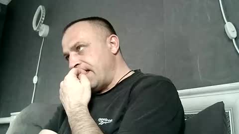 Snapshot of afonya342 chatting on 03/11/25, 02:40 Sasha online show from 03/11/25, 02:40