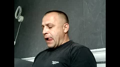 Snapshot of afonya342 chatting on 10/11/25, 07:18 Sasha online show from 10/11/25, 07:18