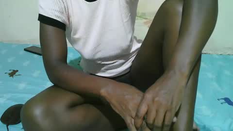 african_pussy2 online show from 03/12/25, 06:00