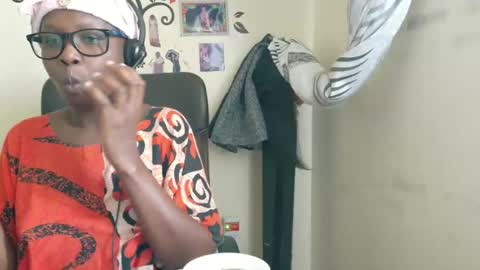 Snapshot of africanquee2 chatting on 12/30/24, 07:26 jackline online show from 12/30/24, 07:26