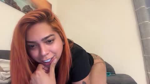 Snapshot of afrodit01 chatting on 09/26/25, 04:55 afrodit01 online show from 09/26/25, 04:55