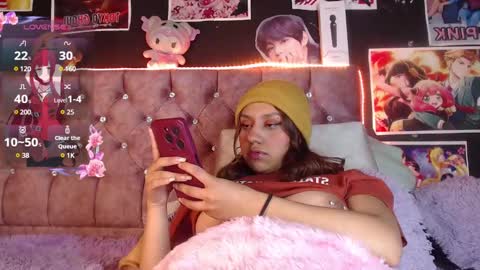 Cris owo online show from 03/10/25, 08:15