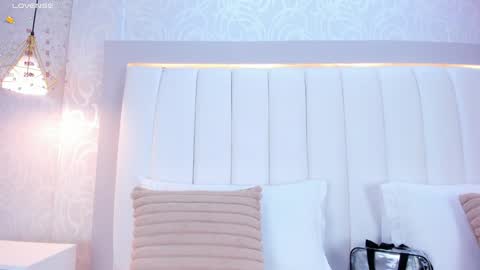 A F R O D I T A  online show from 12/28/24, 12:13