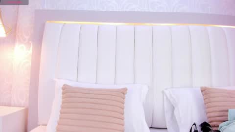 A F R O D I T A  online show from 01/16/25, 11:37