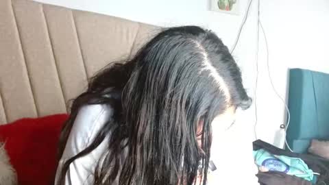 Afrodita Booms online show from 11/12/25, 07:57