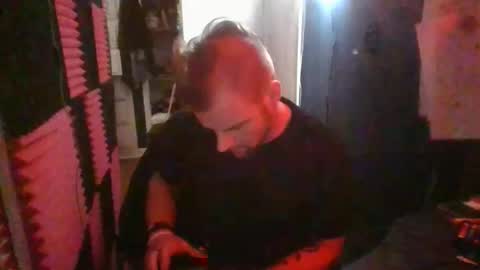 Snapshot of afterhourg chatting on 10/30/25, 10:16 afterhourg online show from 10/30/25, 10:16