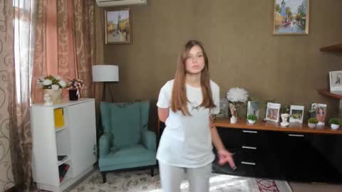 Snapshot of afterrr_tremble chatting on 10/04/25, 10:57 Hi Im Alison Welcome to my room online show from 10/04/25, 10:57