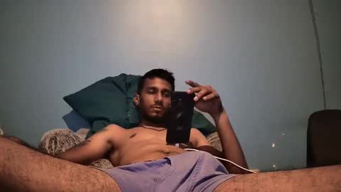 Snapshot of ag___ chatting on 09/12/25, 09:48 ag___ online show from 09/12/25, 09:48