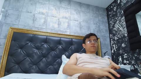 Snapshot of agarevans chatting on 02/05/25, 05:41 AGAR online show from 02/05/25, 05:41