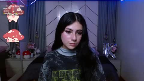 Kimberly online show from 11/18/25, 02:54