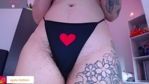 Snapshot of agata_bolton chatting on 12/28/24, 01:39 Agata online show from 12/28/24, 01:39