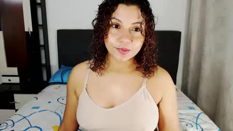 Snapshot of agatasexx chatting on 01/11/25, 04:36 johana online show from 01/11/25, 04:36