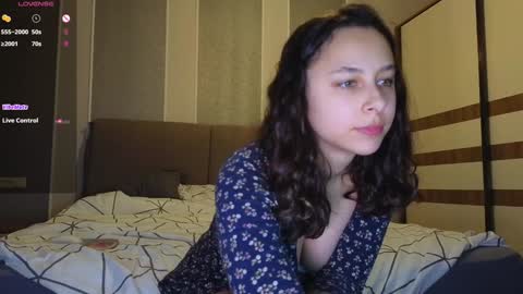 Snapshot of agatha_lynn chatting on 01/13/25, 03:26 hi Im Agatha nice to meet you online show from 01/13/25, 03:26
