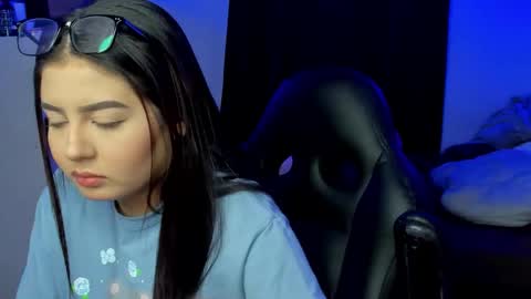 Cat online show from 10/22/25, 12:55