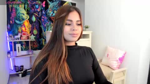 Snapshot of agatha_v__ chatting on 01/27/25, 03:04 agatha_v__ online show from 01/27/25, 03:04