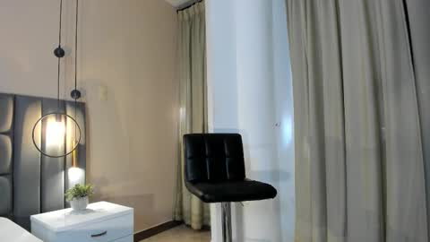 Agathaa white online show from 11/01/25, 12:18