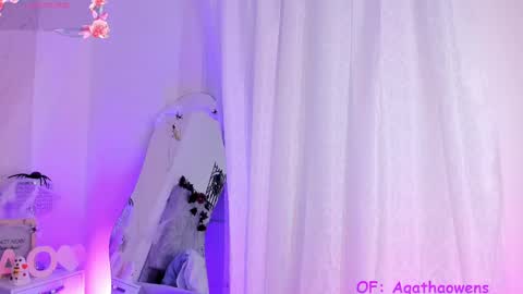 Agatha Owens online show from 10/12/25, 11:37