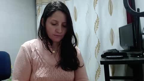 Snapshot of agel_sw1 chatting on 03/02/25, 01:04 Angel online show from 03/02/25, 01:04