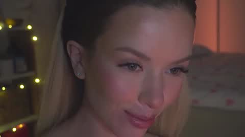 May online show from 10/10/25, 10:20