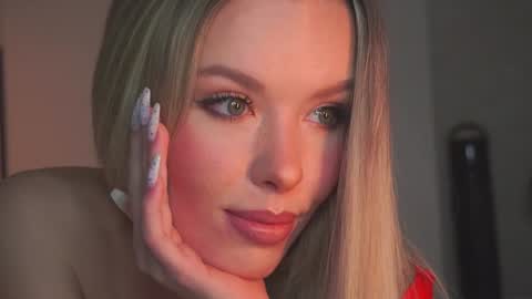 May online show from 10/11/25, 06:28