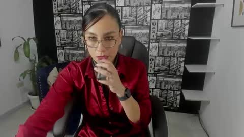 Aghata Moon online show from 03/05/25, 06:45