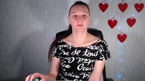 Snapshot of agnete_ chatting on 02/05/25, 05:20 encyclopedia of naughty online show from 02/05/25, 05:20
