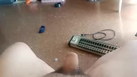 agustingaleano14 online show from 10/28/25, 04:31