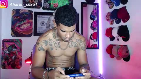 Snapshot of aharon_sexo1 chatting on 01/07/25, 11:56 Aharon Zamora online show from 01/07/25, 11:56