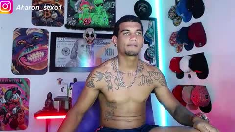 Aharon  Zamora online show from 01/09/25, 06:17