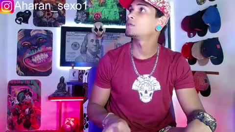 Snapshot of aharon_sexo1 chatting on 02/03/25, 04:57 Aharon Zamora online show from 02/03/25, 04:57