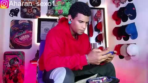 Snapshot of aharon_sexo1 chatting on 02/05/25, 03:23 Aharon Zamora online show from 02/05/25, 03:23