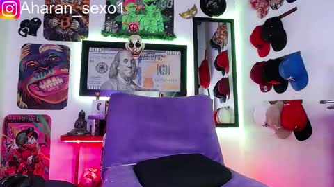 Snapshot of aharon_sexo1 chatting on 02/11/25, 03:29 Aharon Zamora online show from 02/11/25, 03:29