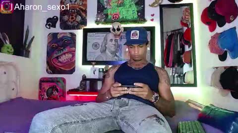 Snapshot of aharon_sexo1 chatting on 03/05/25, 10:21 Aharon Zamora online show from 03/05/25, 10:21