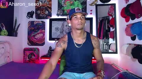 Snapshot of aharon_sexo1 chatting on 03/06/25, 01:37 Aharon Zamora online show from 03/06/25, 01:37