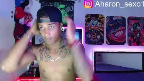 Snapshot of aharon_sexo1 chatting on 03/08/25, 07:05 Aharon Zamora online show from 03/08/25, 07:05