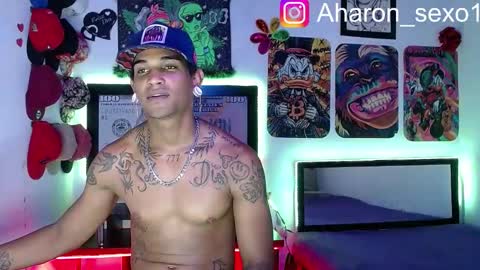 Snapshot of aharon_sexo1 chatting on 03/11/25, 04:54 Aharon Zamora online show from 03/11/25, 04:54