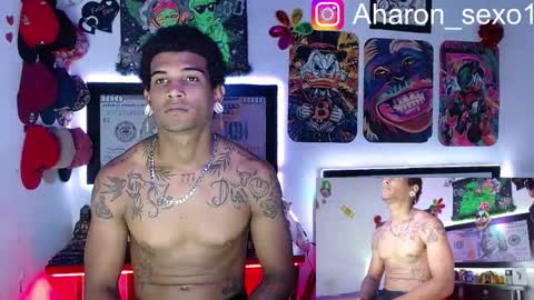 Snapshot of aharon_sexo1 chatting on 03/12/25, 04:08 Aharon Zamora online show from 03/12/25, 04:08
