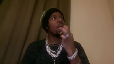 Snapshot of ahilmonk chatting on 09/26/25, 04:38 ahilmonk online show from 09/26/25, 04:38