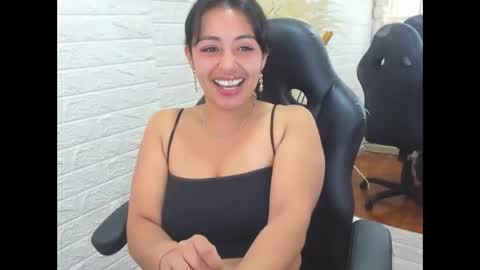 Ahisha online show from 12/15/24, 03:09