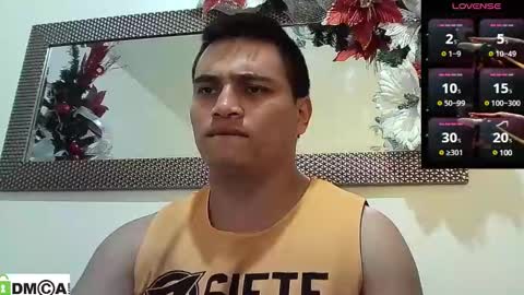 Snapshot of ahntony__69 chatting on 01/08/25, 03:17 ahntony  69 online show from 01/08/25, 03:17