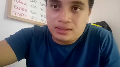 Snapshot of ahntony__69 chatting on 10/19/25, 04:46 ahntony  69 online show from 10/19/25, 04:46