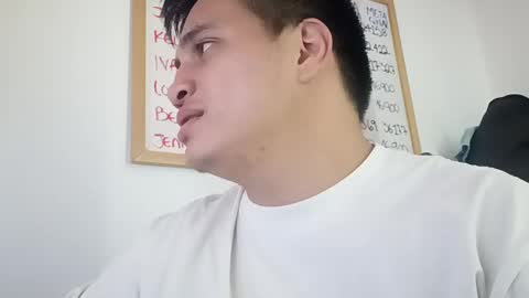 Snapshot of ahntony__69 chatting on 10/21/25, 12:50 ahntony  69 online show from 10/21/25, 12:50