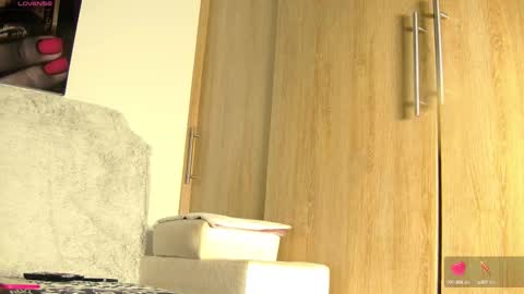 Snapshot of aidaadams chatting on 10/09/25, 11:19 Aida online show from 10/09/25, 11:19