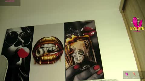 Snapshot of aidaadams chatting on 10/30/25, 11:22 Aida online show from 10/30/25, 11:22