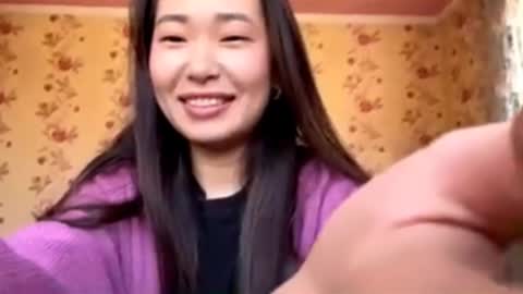 Snapshot of aideha chatting on 10/15/25, 08:03 Hanna online show from 10/15/25, 08:03