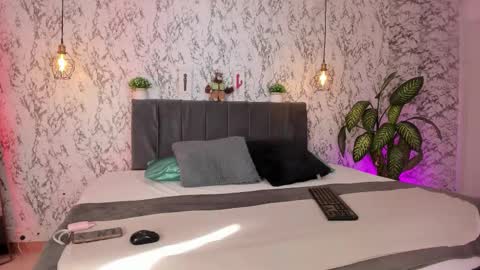 AIHNOA online show from 10/20/25, 01:00